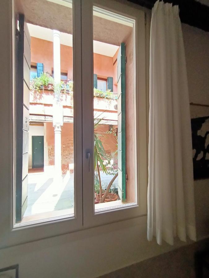 Casanova Venezia - Rialto Artistic Apartment Екстер'єр фото